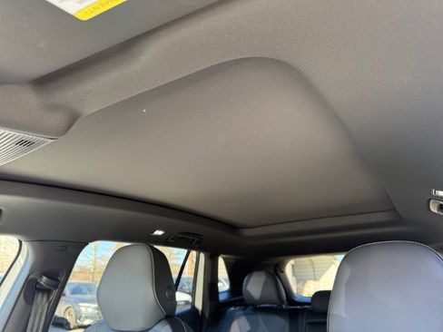 New 2026 Volkswagen Tiguan SE R-Line image 21