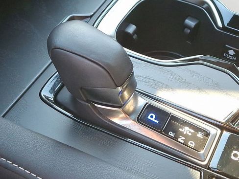 Used 2025 Lexus RX 350 Premium image 16