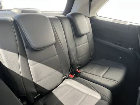 Used 2026 Mercedes-Benz GLS 450 GLS 450 image 24