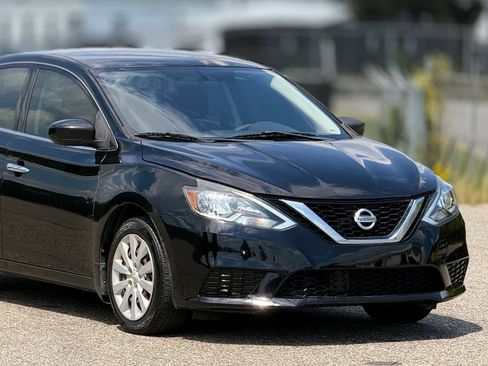 Used 2017 Nissan Sentra S FWD image 15
