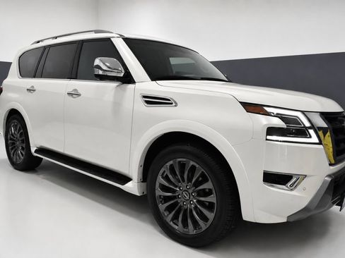 Used 2023 Nissan Armada Platinum w/ Cargo Package AWD/4WD image 7