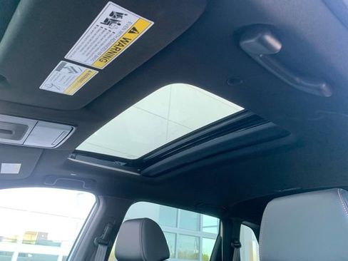 Used 2024 Honda CR-V Sport Touring image 10