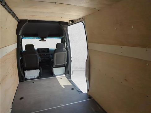 Used 2023 Mercedes-Benz Sprinter 2500 image 16