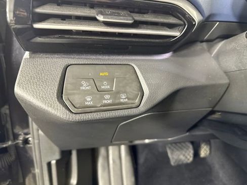 Used 2024 Volkswagen ID.4 Pro S image 19