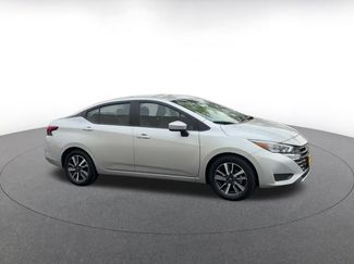 Used 2025 Nissan Versa SV FWD video 2