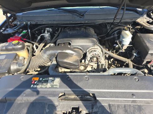 Used 2013 Chevrolet Avalanche LT w/ All-Star Edition image 32