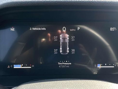 Used 2023 Jeep Grand Cherokee Altitude RWD image 21