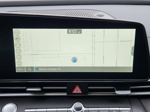 New 2026 Hyundai Elantra Limited FWD image 9