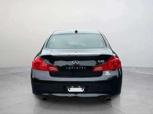 Used 2015 INFINITI Q40 w/ Moonroof Package image 6