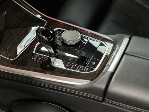 Used 2023 BMW X5 xDrive40i AWD/4WD image 28