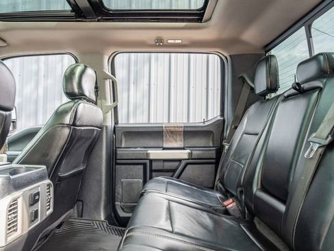 Used 2017 Ford F250 Lariat w/ Lariat Ultimate Package AWD/4WD image 35