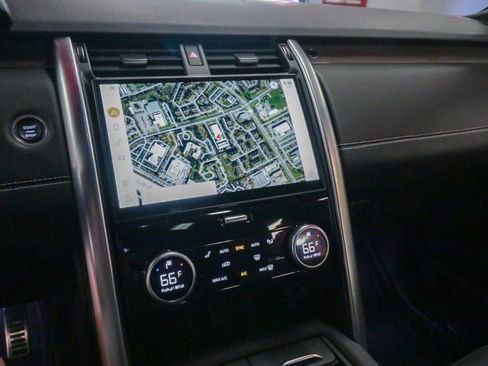 Used 2022 Land Rover Discovery HSE R-Dynamic image 21