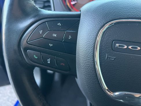 Used 2022 Dodge Challenger SXT w/ Plus Package image 13