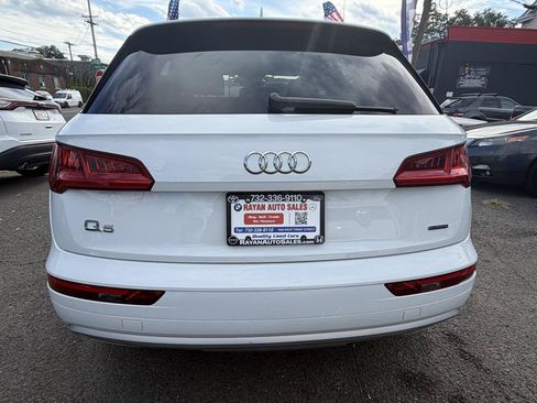 Used 2019 Audi Q5 2.0T Premium w/ Convenience Package AWD/4WD image 8