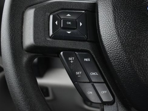 Used 2016 Ford F150 XL w/ Equipment Group 101A Mid AWD/4WD image 17