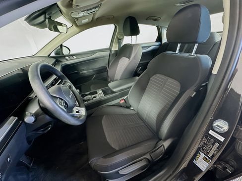 Used 2025 Kia K5 LXS image 13