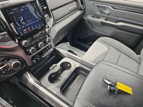 Used 2019 RAM 1500 Big Horn AWD/4WD image 28