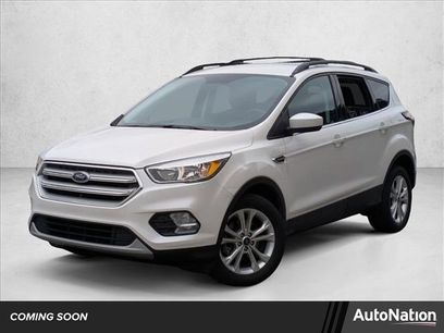 Used 2018 Ford Escape SE w/ SE Sync 3 Package