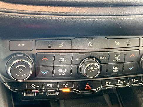 Used 2022 Dodge Durango GT image 20