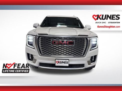Used 2023 GMC Yukon XL Denali w/ Max Trailering Package image 5