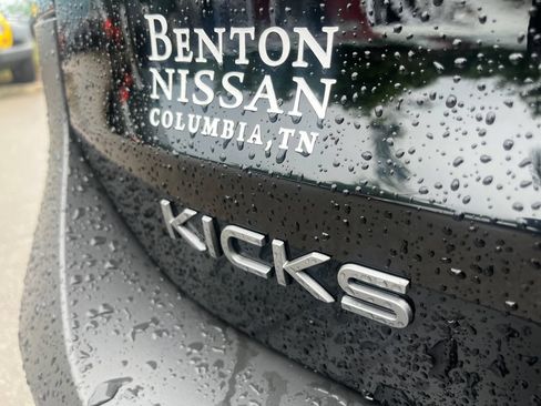 Used 2026 Nissan Kicks SR FWD image 40