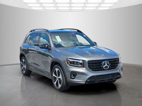 Used 2026 Mercedes-Benz GLB 250 image 8