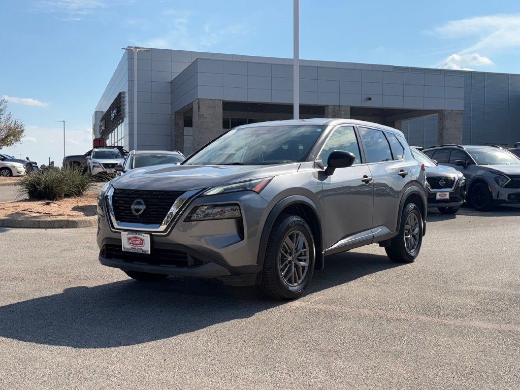 Used 2023 Nissan Rogue S FWD image 7