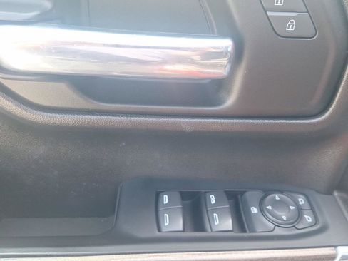 Used 2021 Chevrolet Silverado 1500 RST image 18