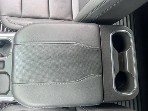 Used 2023 Chevrolet Silverado 1500 LTZ w/ LTZ Convenience Package II AWD/4WD image 35