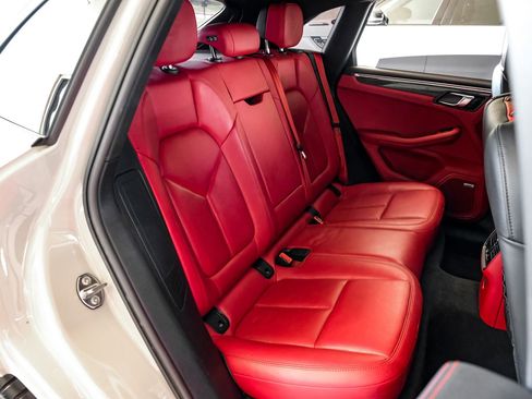 Used 2021 Porsche Macan GTS AWD/4WD image 45