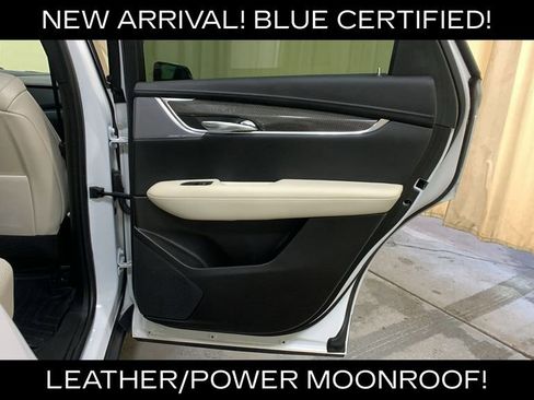 Used 2022 Cadillac XT5 Sportv AWD/4WD image 14
