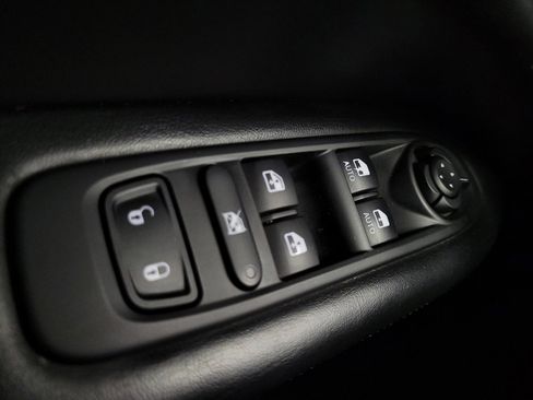 Used 2020 Jeep Compass Latitude w/ Popular Equipment Group image 27