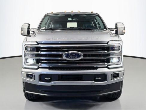 Used 2024 Ford F250 Limited w/ FX4 Off-Road Package AWD/4WD image 2