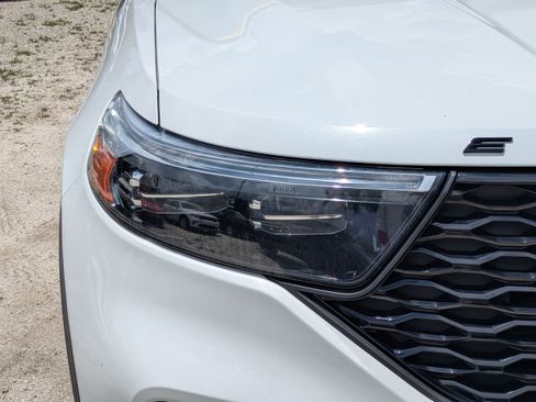 Used 2023 Ford Explorer ST w/ Equipment Group 401A AWD/4WD image 10