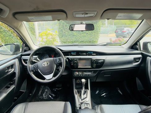 Used 2014 Toyota Corolla S FWD image 13