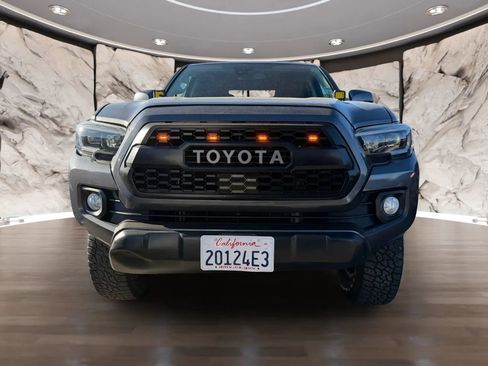 Used 2019 Toyota Tacoma SR5 image 3