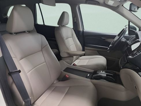 Used 2019 Honda Pilot Touring image 20