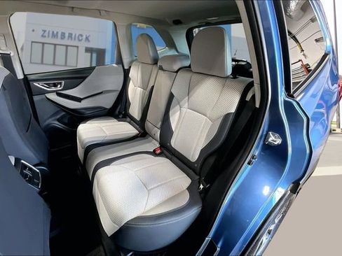 Used 2023 Subaru Forester Premium AWD/4WD image 19