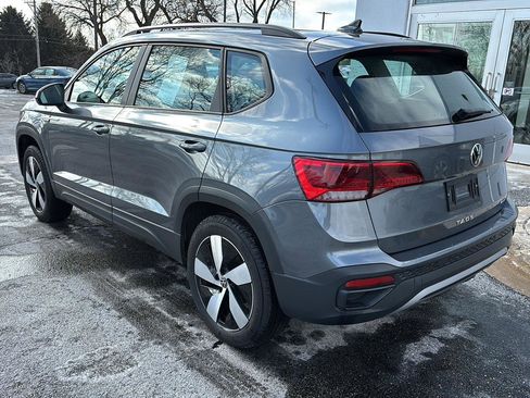 Used 2024 Volkswagen Taos S image 9