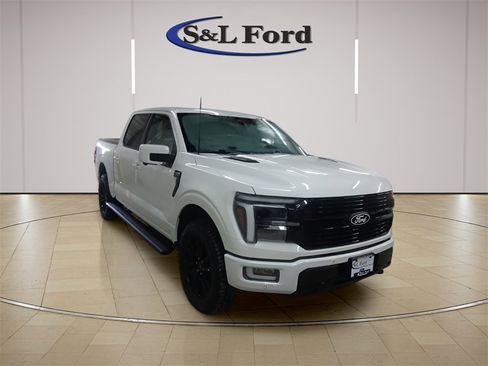 Certified 2024 Ford F150 Platinum w/ FX4 Off-Road Package image 8