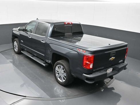 Used 2018 Chevrolet Silverado 1500 High Country image 19