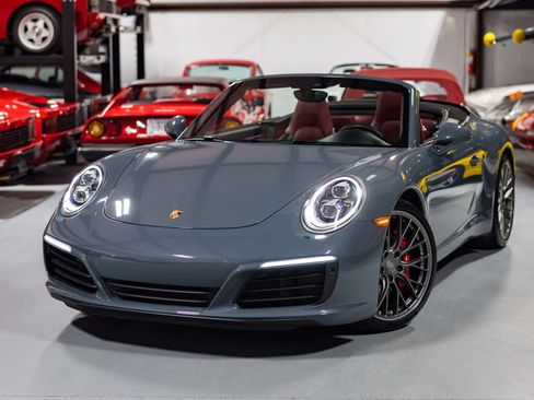 Used 2017 Porsche 911 Carrera S RWD image 1