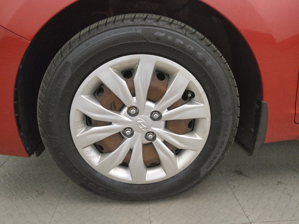 Used 2018 Hyundai Accent SE FWD image 31