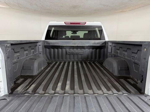 Used 2023 GMC Sierra 1500 SLE AWD/4WD image 30