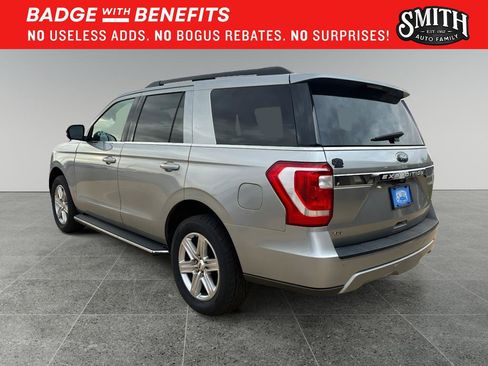 Used 2021 Ford Expedition XLT AWD/4WD image 6