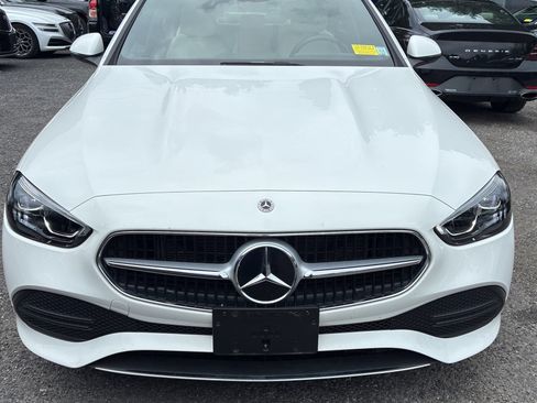 Used 2022 Mercedes-Benz C 300 4MATIC Sedan image 2