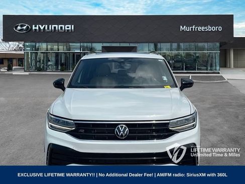 Used 2022 Volkswagen Tiguan SE R-Line FWD image 2