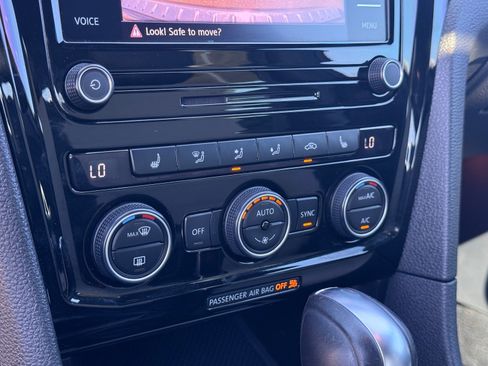 Used 2021 Volkswagen Passat 2.0T R-Line image 20