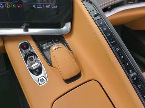 Used 2022 Chevrolet Corvette Stingray Premium Conv w/ Z51 Performance Package RWD image 20