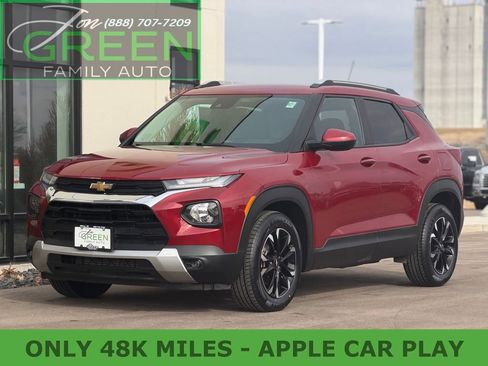 Used 2021 Chevrolet TrailBlazer LT image 1